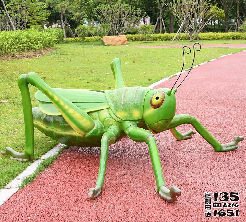 游樂(lè)場(chǎng)玻璃鋼仿真動(dòng)物蝗蟲(chóng)雕塑 游樂(lè)場(chǎng)玻璃鋼仿真動(dòng)物蝗蟲(chóng)雕塑